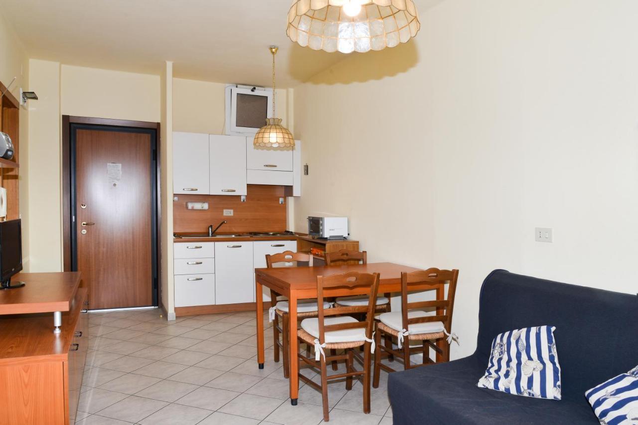 Residence Laura Bordighera Kültér fotó