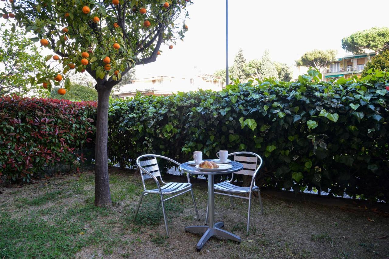 Residence Laura Bordighera Kültér fotó