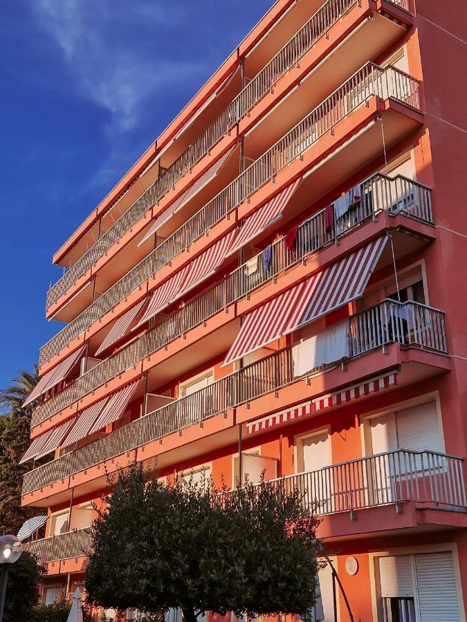 Residence Laura Bordighera Kültér fotó