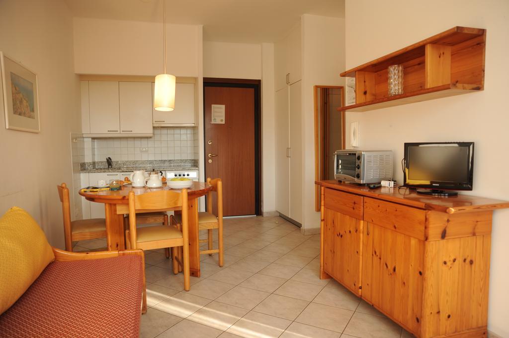 Residence Laura Bordighera Kültér fotó