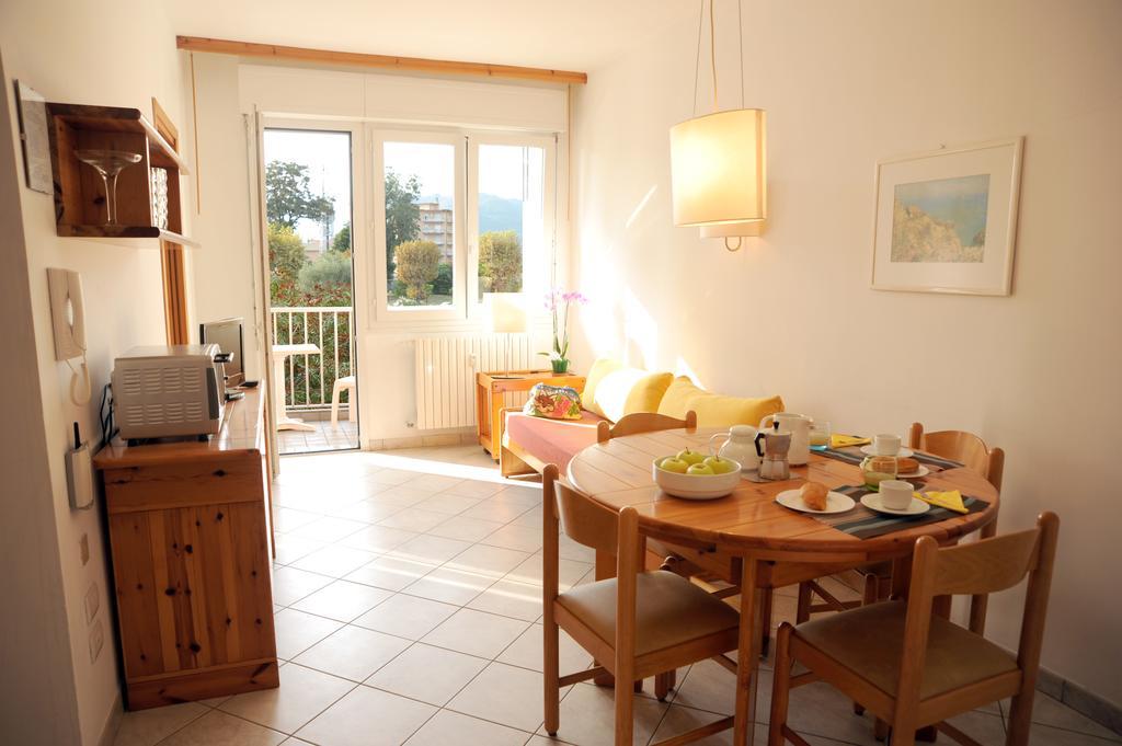 Residence Laura Bordighera Kültér fotó
