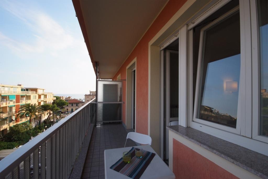 Residence Laura Bordighera Kültér fotó